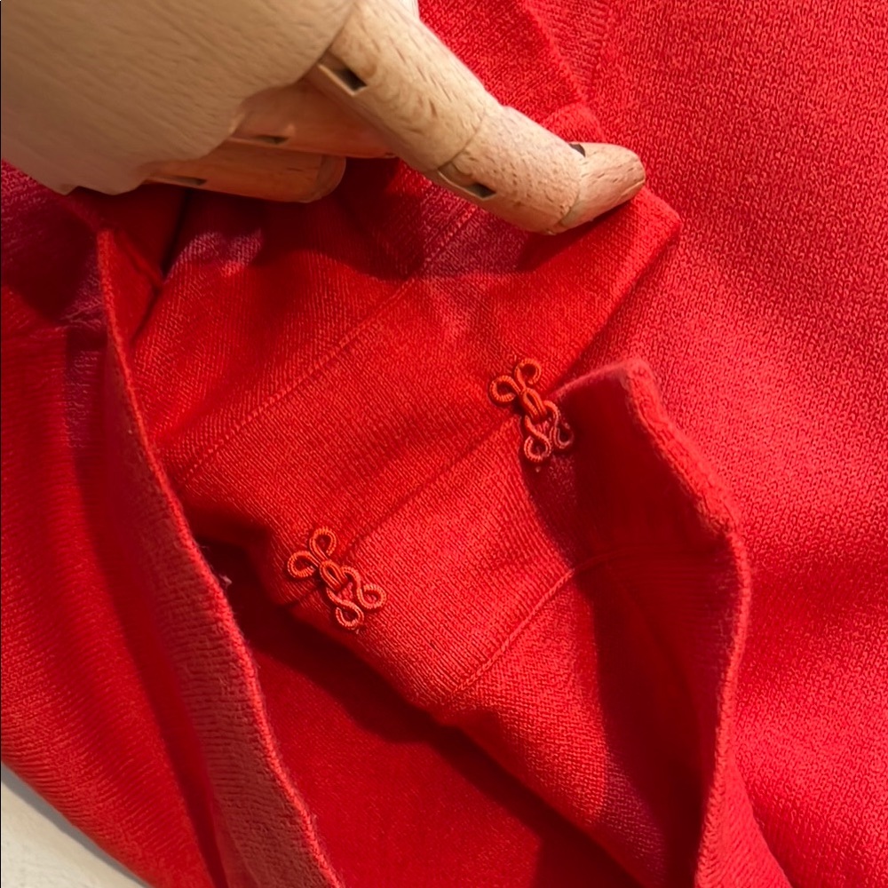 Banana Republic Red cropped Cardigan Sweater with 3/4 sleeves - Picture 5 of 12